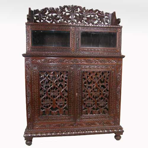 An Indian Rosewood Fretwork Side