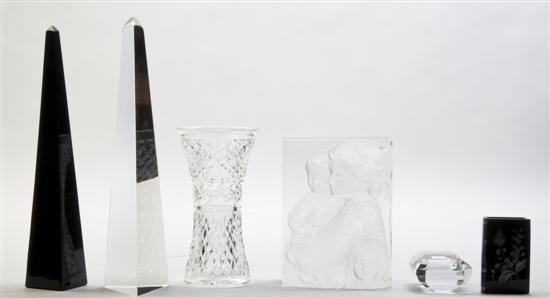 A Collection of Six Glass Articles 1522ee