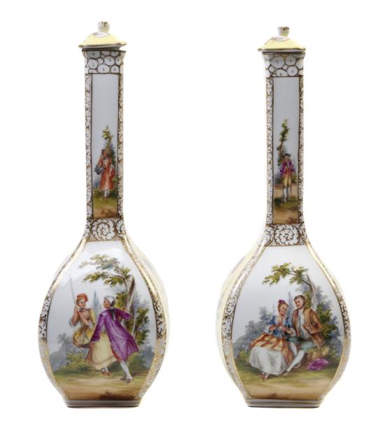 A Pair of Dresden Porcelain Lidded 1522f2