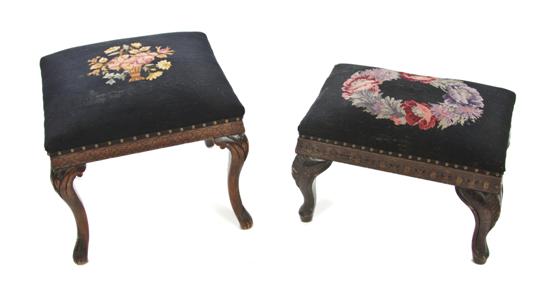  A Victorian Ottoman having a 1523bb