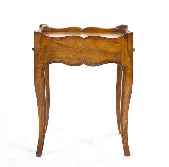  A French Provincial Style Occasional 1523e0