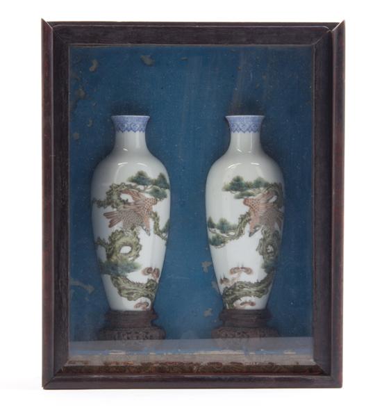 A Pair of Chinese Porcelain Baluster 152456