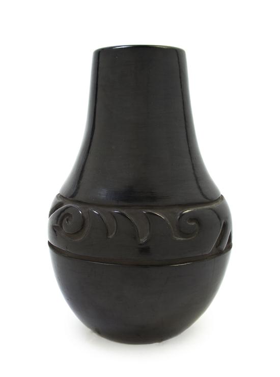  A Santa Clara Blackware Pottery 1525b7