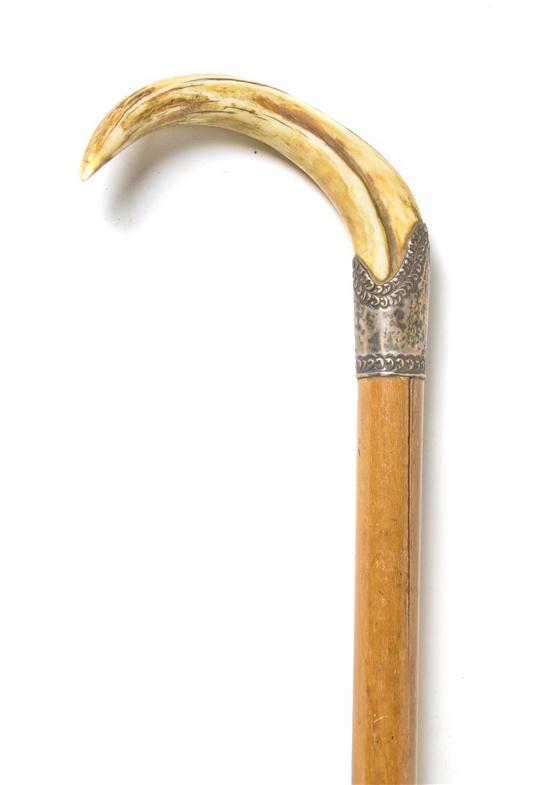 A Fruitwood Boar s Tusk and Sterling 1525c3