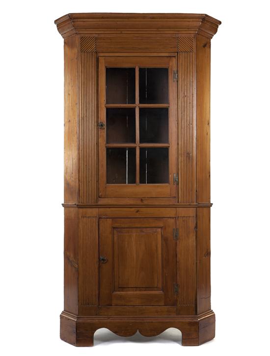  An American Pine Corner Cabinet 1529ac