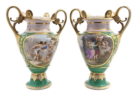 A Pair of Paris Porcelain Vases 152ae7