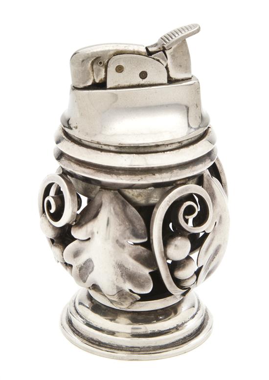 An American Sterling Silver Lighter 152c48