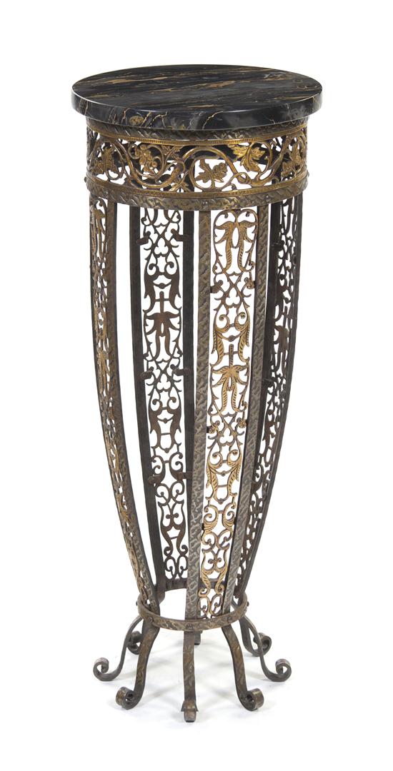 A French Art Deco Gilt Metal Pedestal 152d78