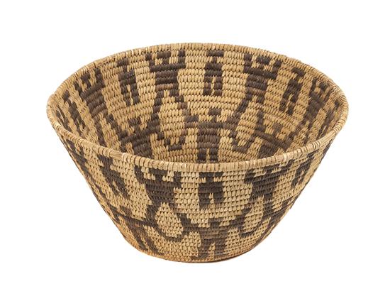 A Papago Pictorial Basket having 152ec5