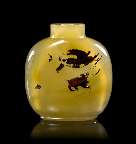 A Shadow Agate Snuff Bottle of