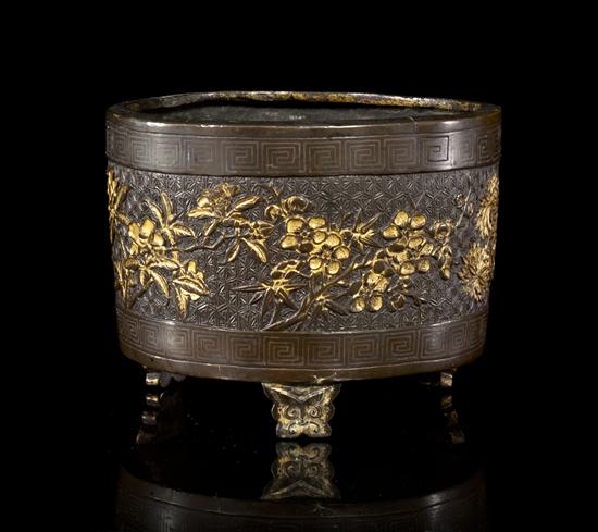 A Chinese Parcel Gilt Bronze Tripod 152f4e