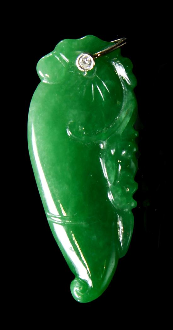 A Jadeite Amulet of semi transparent 152fed