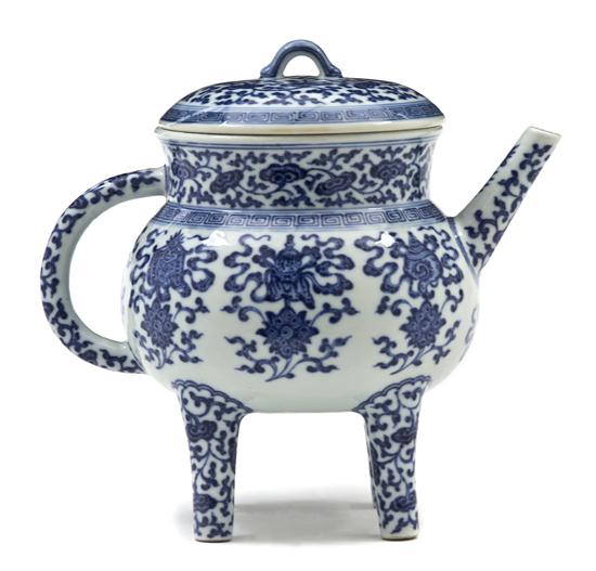 A Chinese Blue and White Porcelain 153011