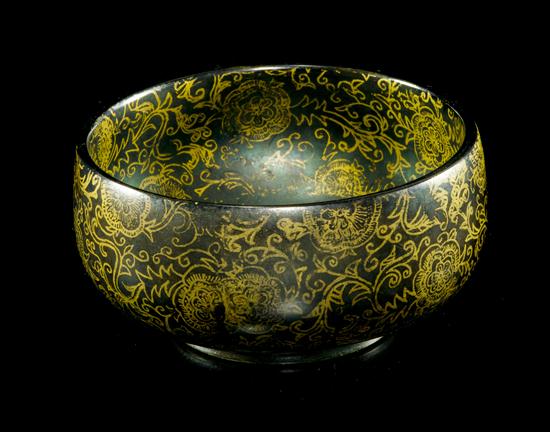 A Chinese Gilt Decorated Jade Bowl 153095