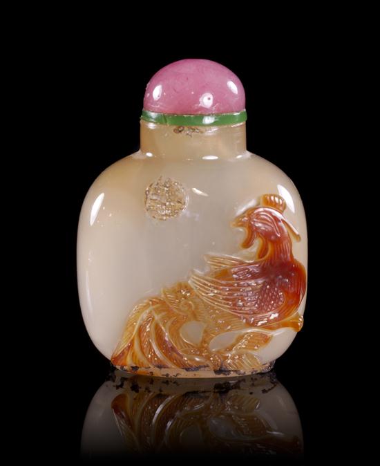 *An Agate Cameo Carved Snuff Bottle