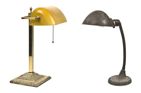 Two Associated Vintage Desk Lamps 1534c0