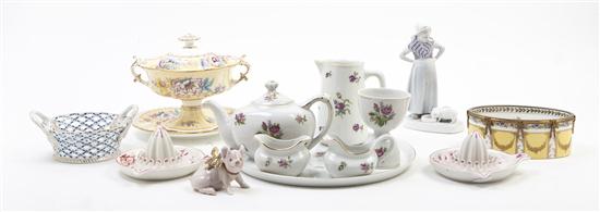  A Collection of Continental Porcelain 153542