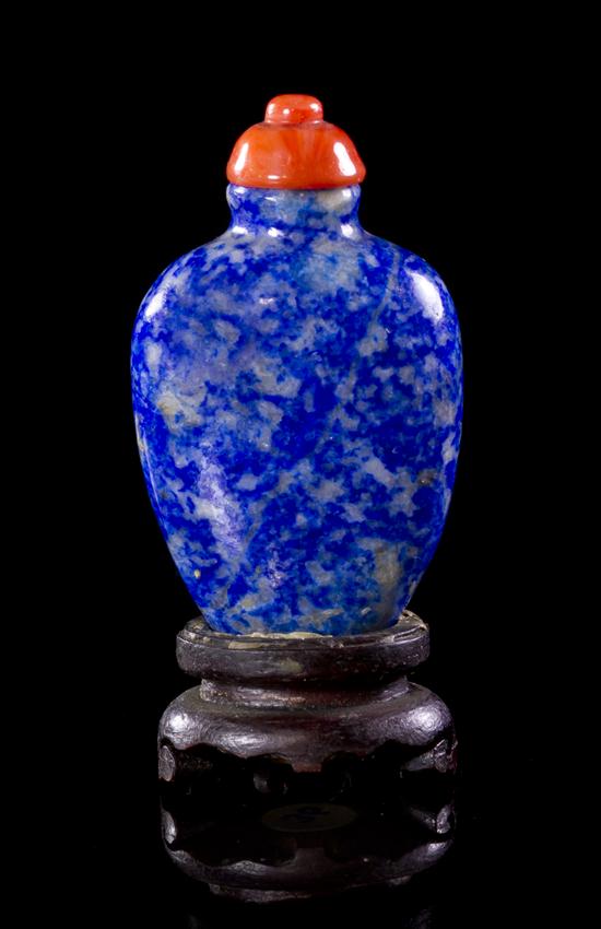 A Lapis Lazuli Lady s Snuff Bottle 1535a0