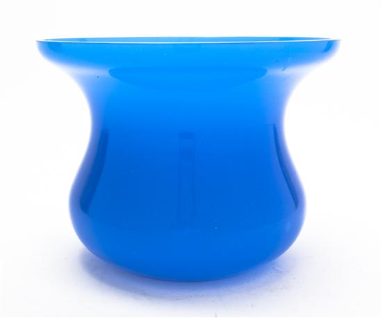  A French Opaline Glass Spittoon 1511d0