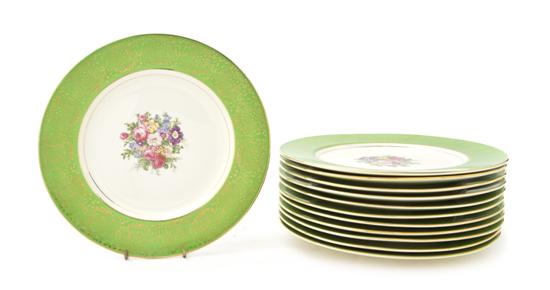  A Set of Twelve Dinner Plates 15125c