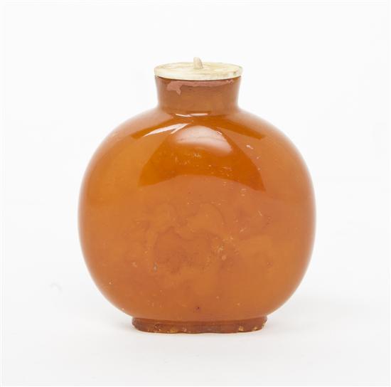 An Amber Snuff Bottle of compressed 151373