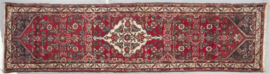  A Northwest Persian Wool Runner 1513f1