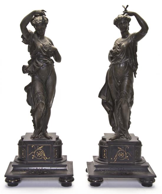A Pair of Cast Metal Figures each 1514bb