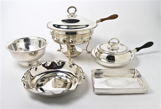  A Collection of Silverplate Serving 15151e
