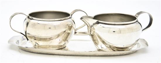 An American Sterling Silver Creamer 15152d