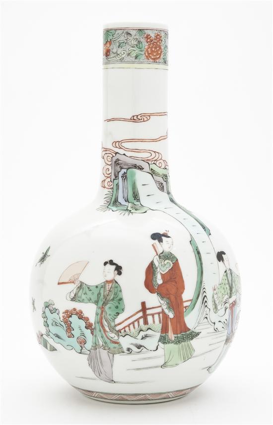 A Chinese Porcelain Bottle Vase 151562