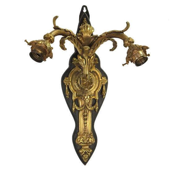 A French Louis XVI Style Gilt Bronze 151cee