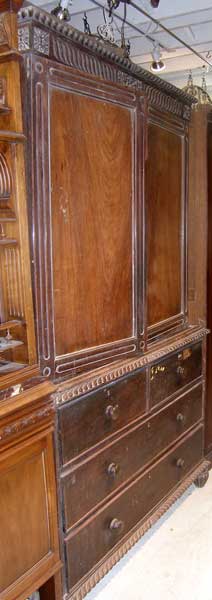 A Rosewood Two-Part Linen Press