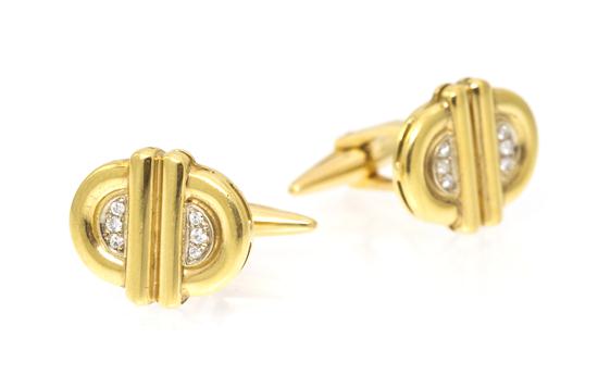 A Pair of 18 Karat Yellow Gold 154ba6