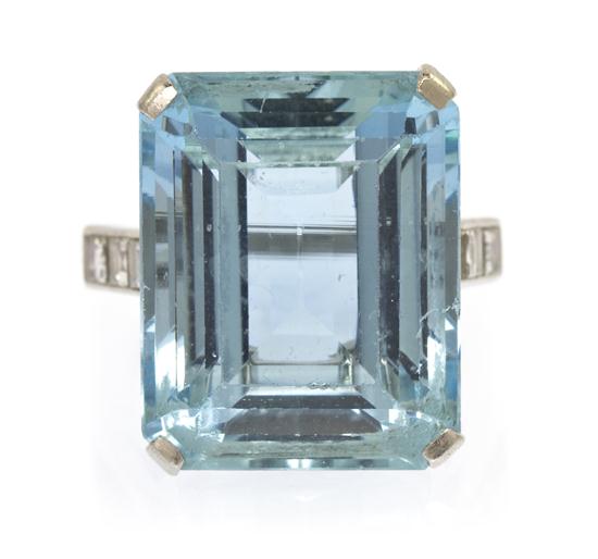 A Platinum Aquamarine and Diamond 154bbf