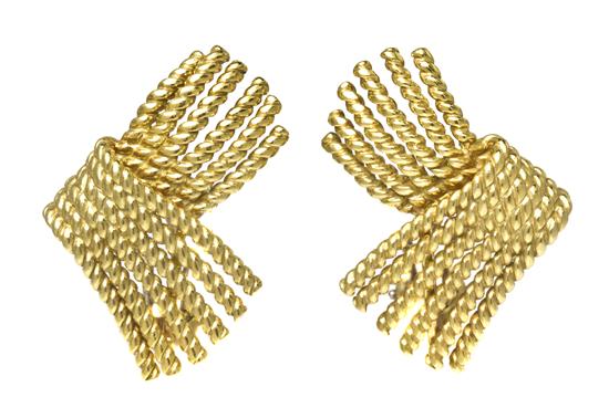  A Pair of 18 Karat Yellow Gold 154be8