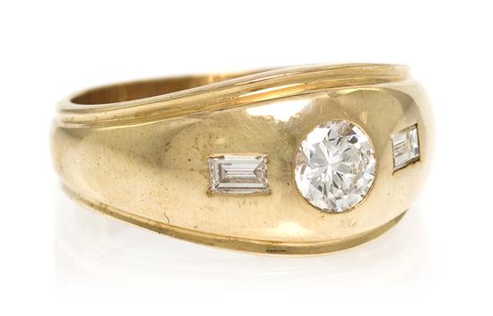 A 14 Karat Yellow and Diamond Ring