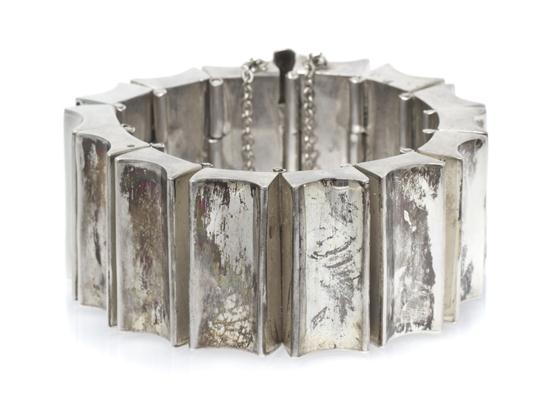 A Sterling Silver Link Bracelet