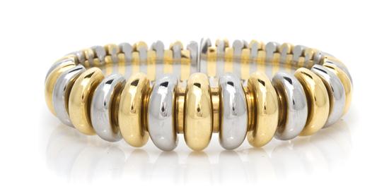 An 18 Karat Gold Cuff Bracelet 155122