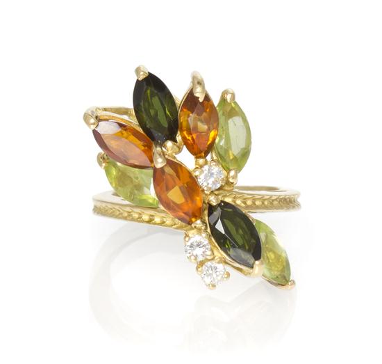 An 18 Karat Yellow Gold Peridot 1551ba