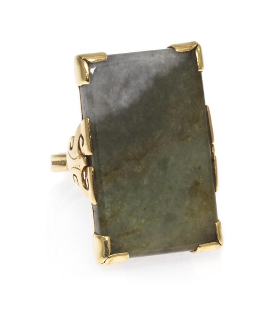 A 14 Karat Yellow Gold and Hardstone