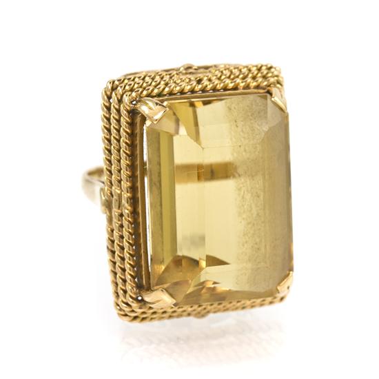 A 14 Karat Yellow Gold and Citrine