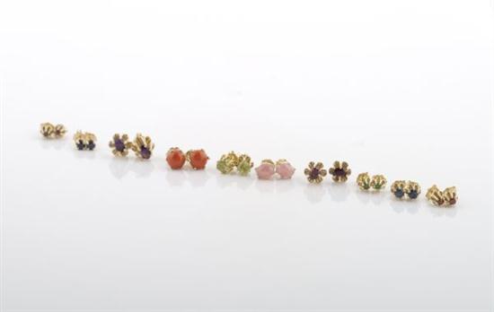 A Group of Yellow Gold and Gemstone 1552cb