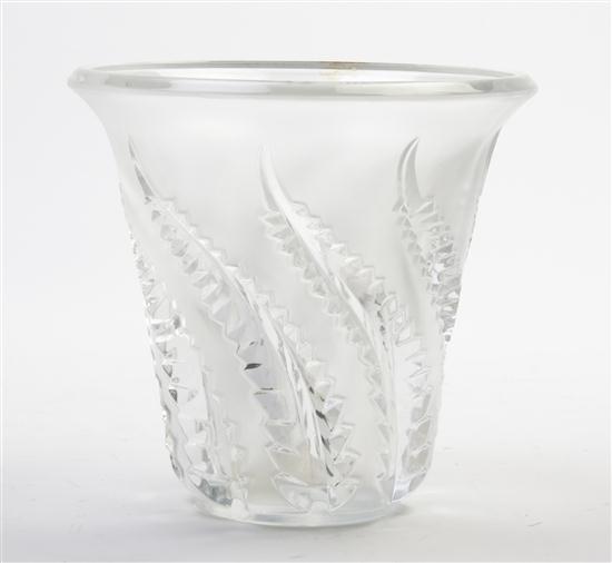 A Lalique Frosted Glass Vase of 1553bf