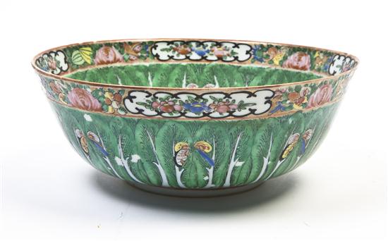 A Chinese Export Porcelain Bowl 155558