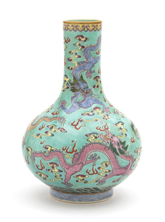 A Chinese Bottle Vase depicting 1555cf