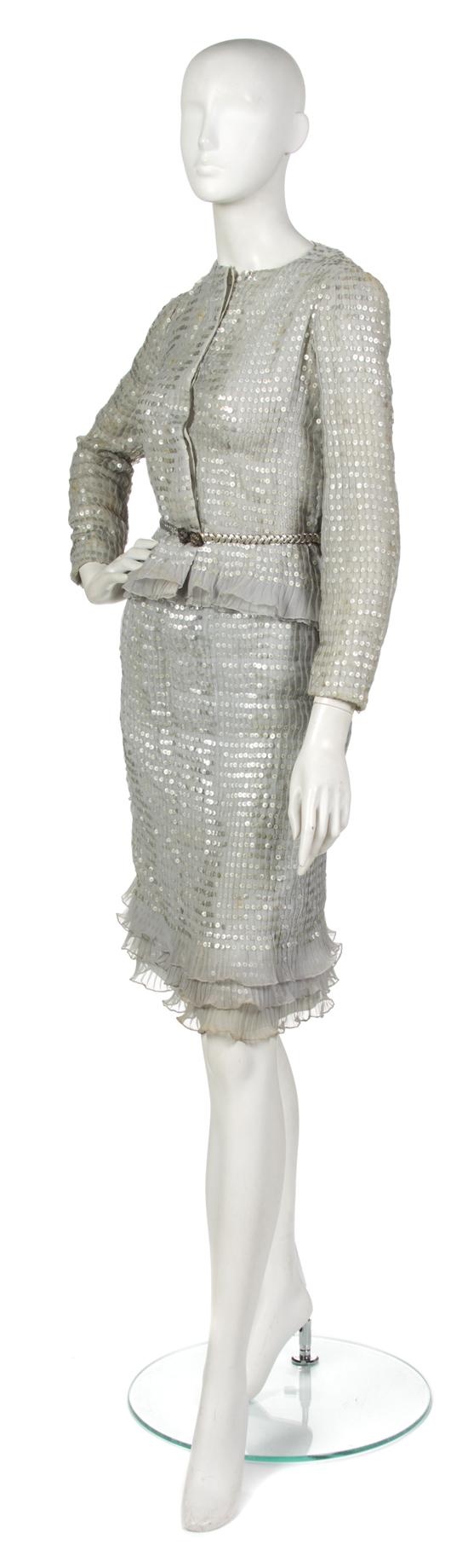  A Chanel Couture Silver Silk 155a7f