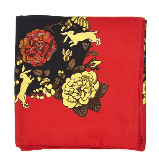 An Hermes Silk Scarf in an Aladin  155bbc