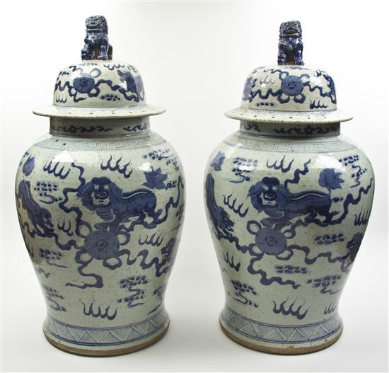 A Pair of Chinese Blue and White 1535b0