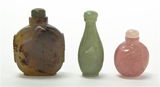 A Group of Three Snuff Bottles 1535c8