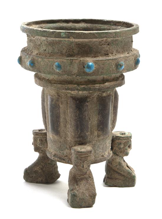 A Chinese Bronze Cylindrical Vessel 153621